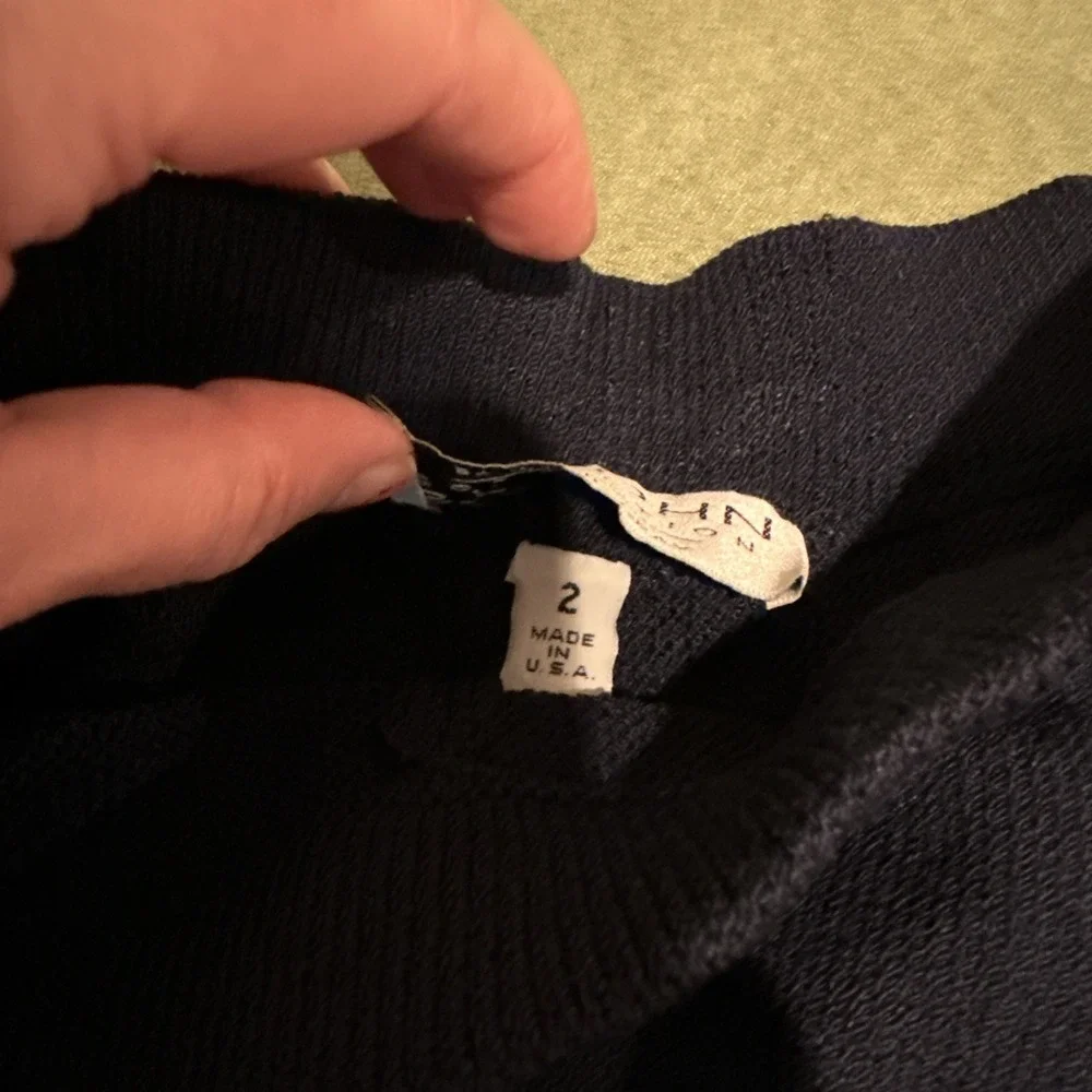 St John Collection Marie Gray‎ Wool Blend Knit Shorts Size 2 Navy Blue